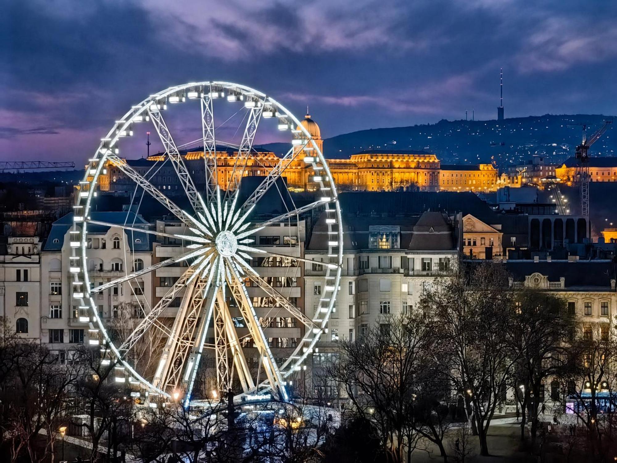 Quiet Luxury Apartment With 2 Rooms In The City Centre Bb, Budapest